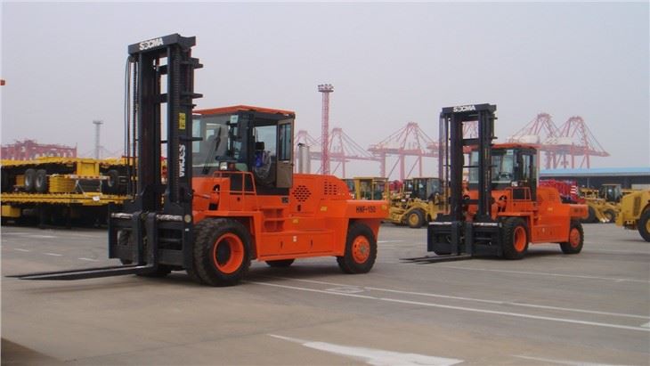 reach stacker